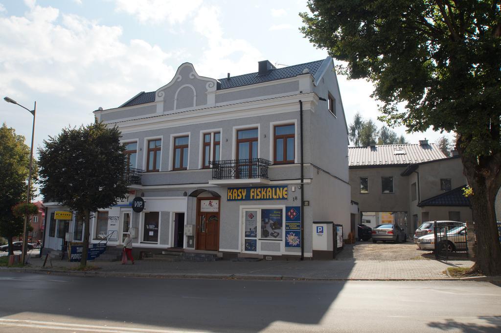Apartamenty Ostrowiec - Pokoje Goscinne Centrum Островец-Свентокшиский Экстерьер фото